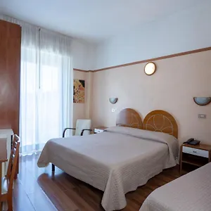 https://britannia.emilia-romagnahotels.net