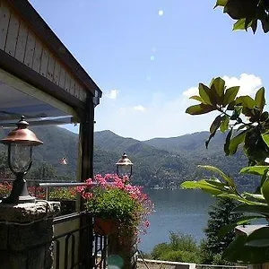 Hotel San Marino, Laglio